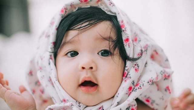 Ý nghĩa tên Lam Anh - Viên ngọc màu xanh đẹp đẽ
