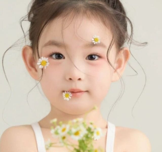 Cái tên Minh Hà gợi lên hình ảnh một cô gái vừa có tính cách dịu dàng và bản lĩnh