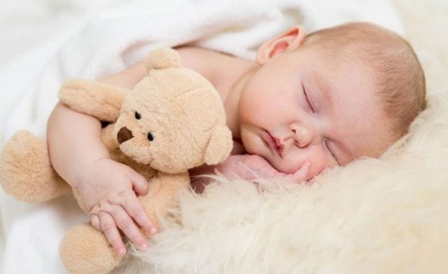 Huy Hoàng là cái tên tượng trưng cho sự rực rỡ, quyền uy, cao quý và thông minh