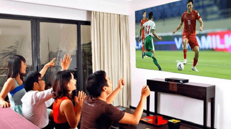Ưu điểm của việc xem bóng đá trực tuyến so với xem truyền hình