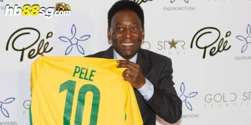 Chữ ký của cầu thủ Pele mang những đặc điểm rất nổi bật.