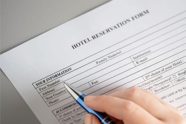 Ghi họ đúng như trên giấy khai sinh, không được tự ý rút gọn